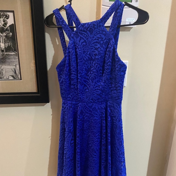 Short Lace Dress - Picture 1 of 2